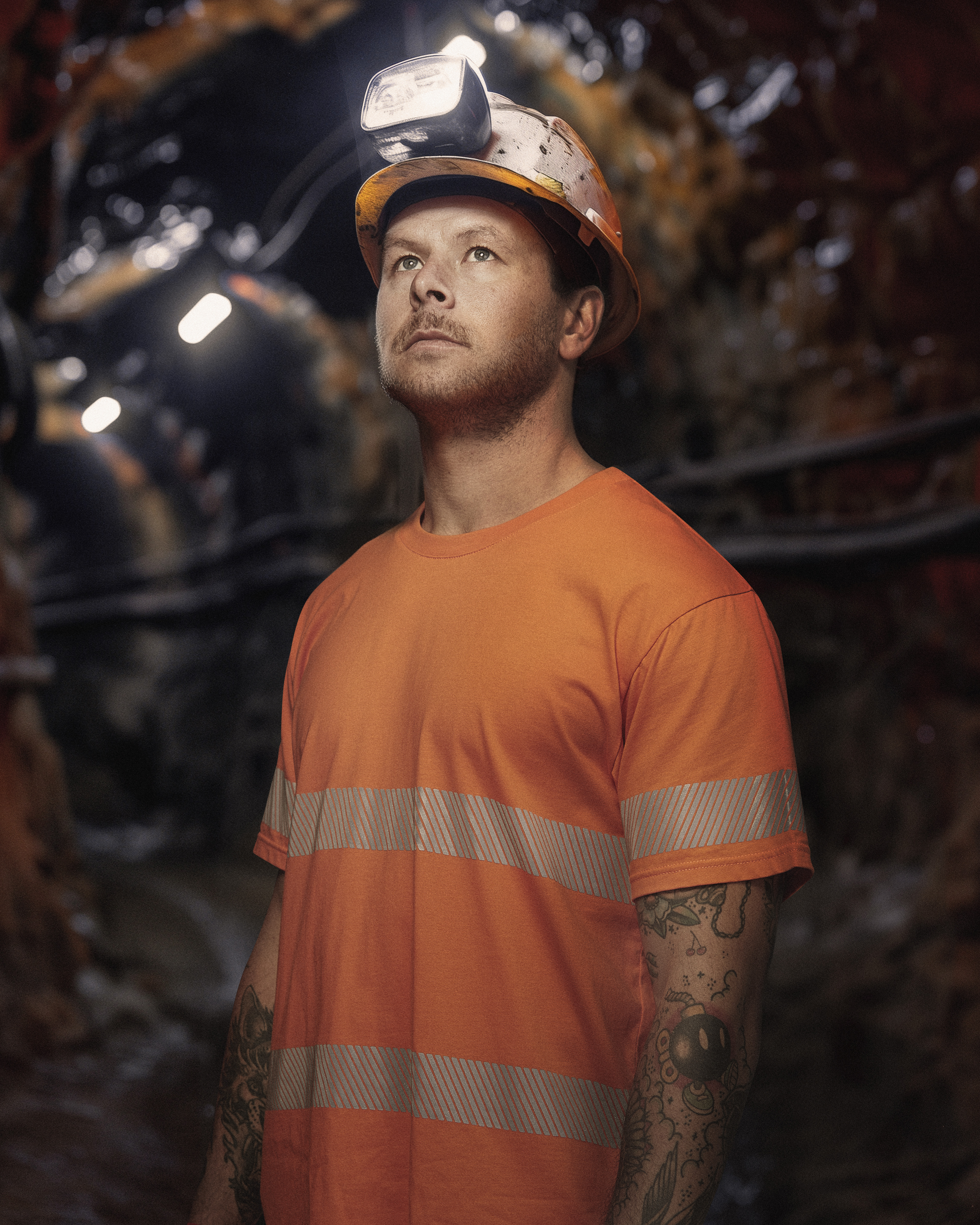 Men's Hi Vis Segmented Taped Cotton Tee