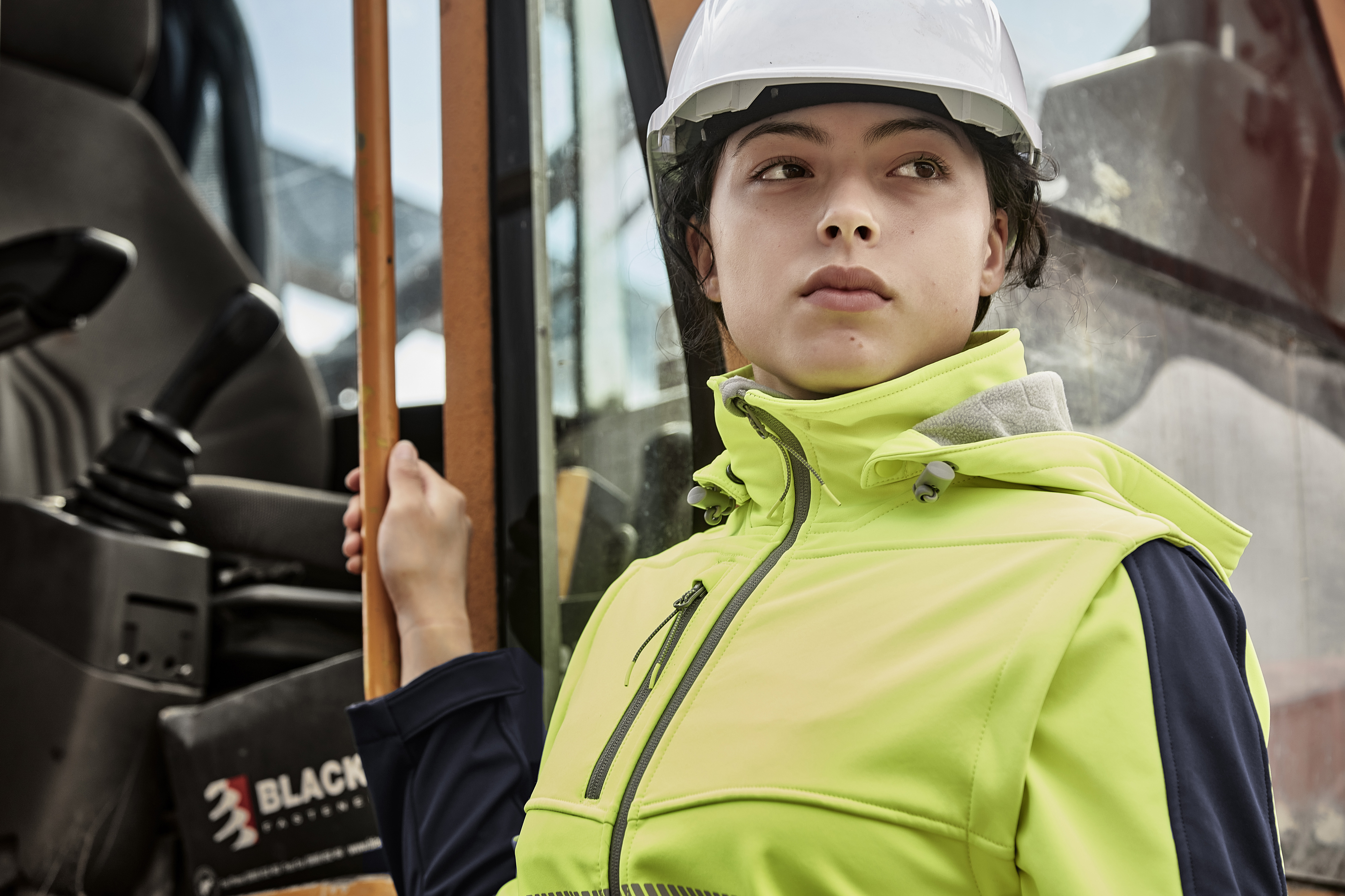 Womens Streetworx 2 in 1 Stretch Softshell Jacket