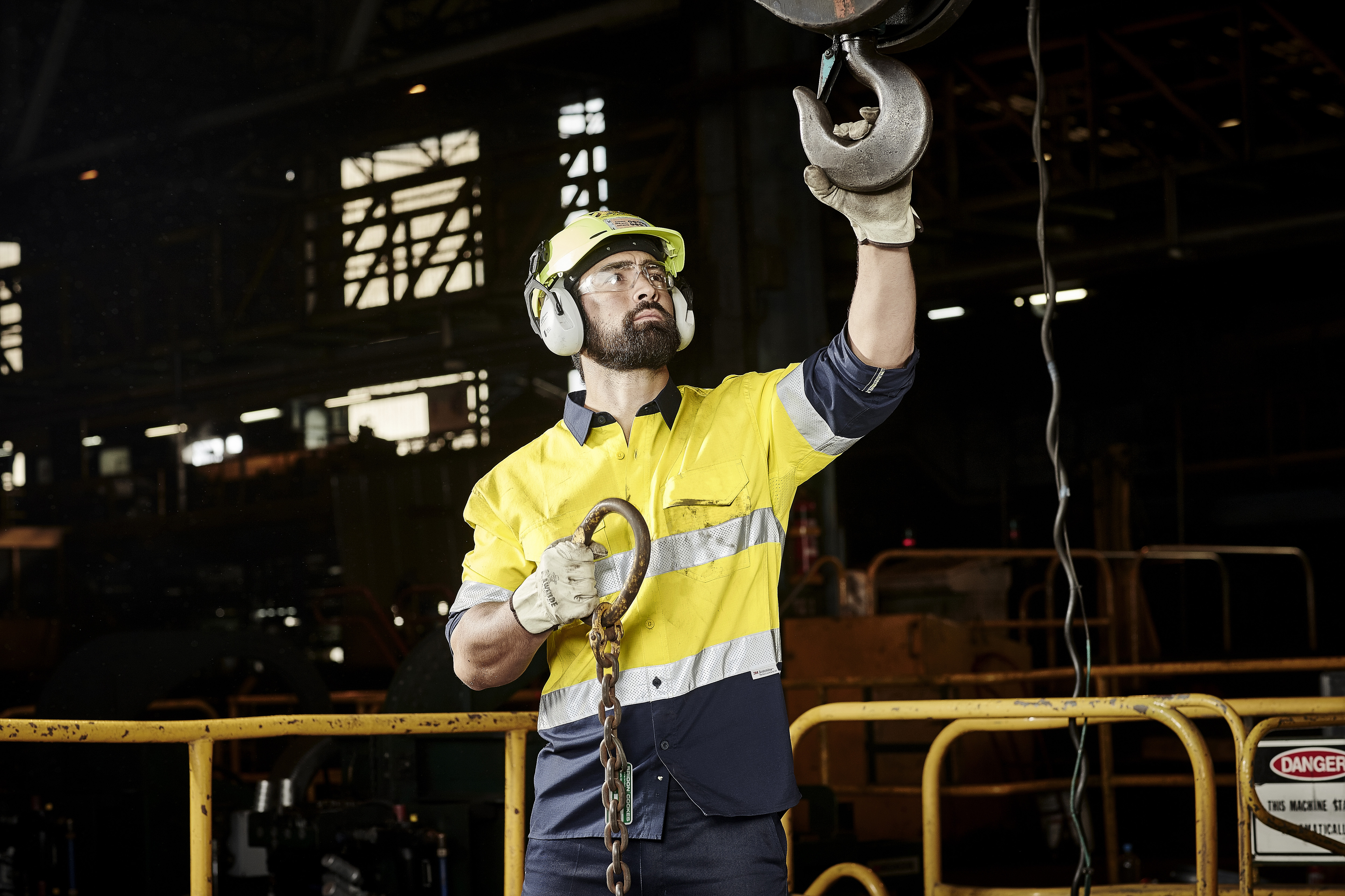 Syzmik Mens Rugged Cooling Taped Hi Vis Spliced Shirts